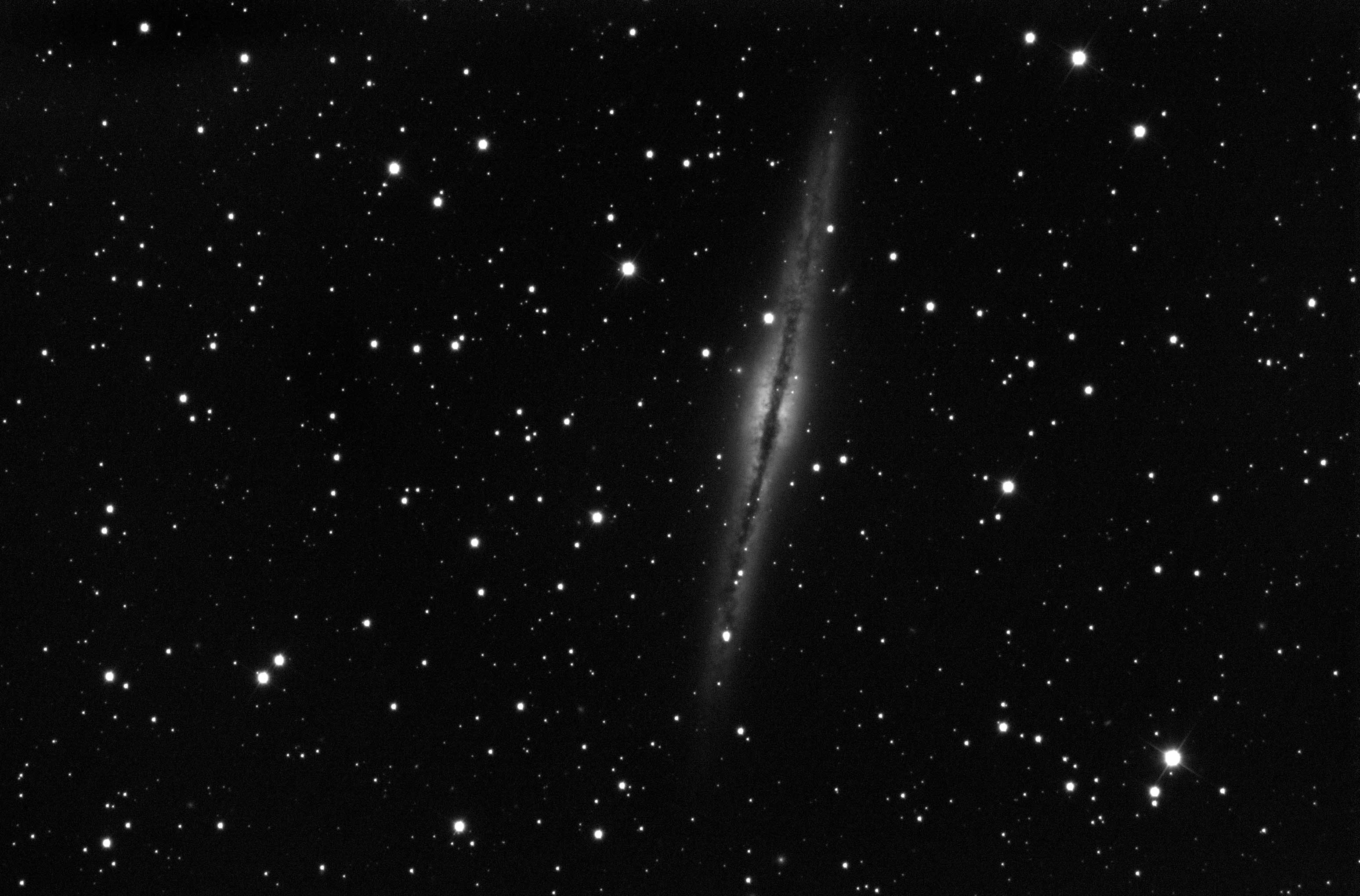 galaxie NGC891 sur la tranche